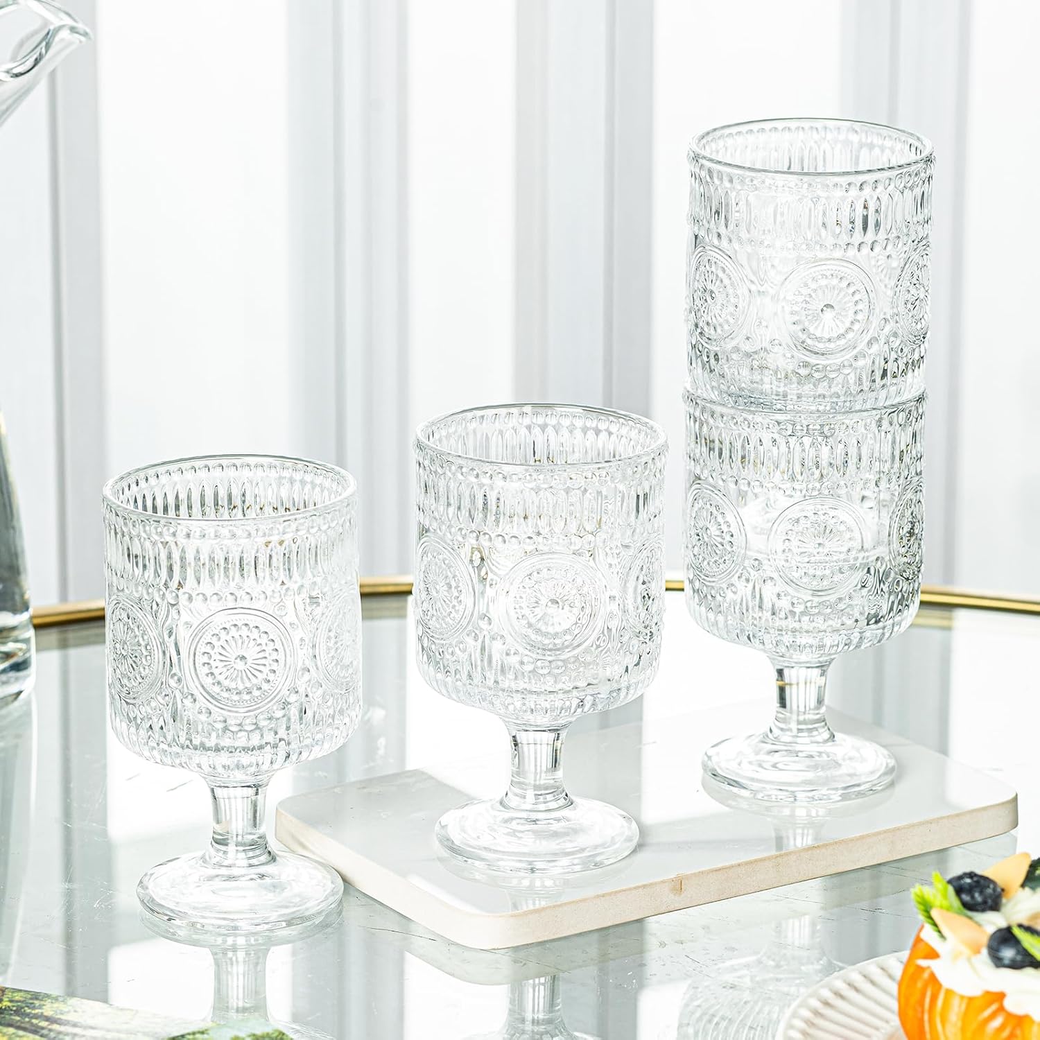 Romantic Vintage Goblet Glasses of 4, Charming Vintage Embossed Floral Decorative Glass Cups Set, Mixed Drink Glasses, for Bars, Restaurants, Party, and Elegant Dinners, 7 oz Wine Glasses